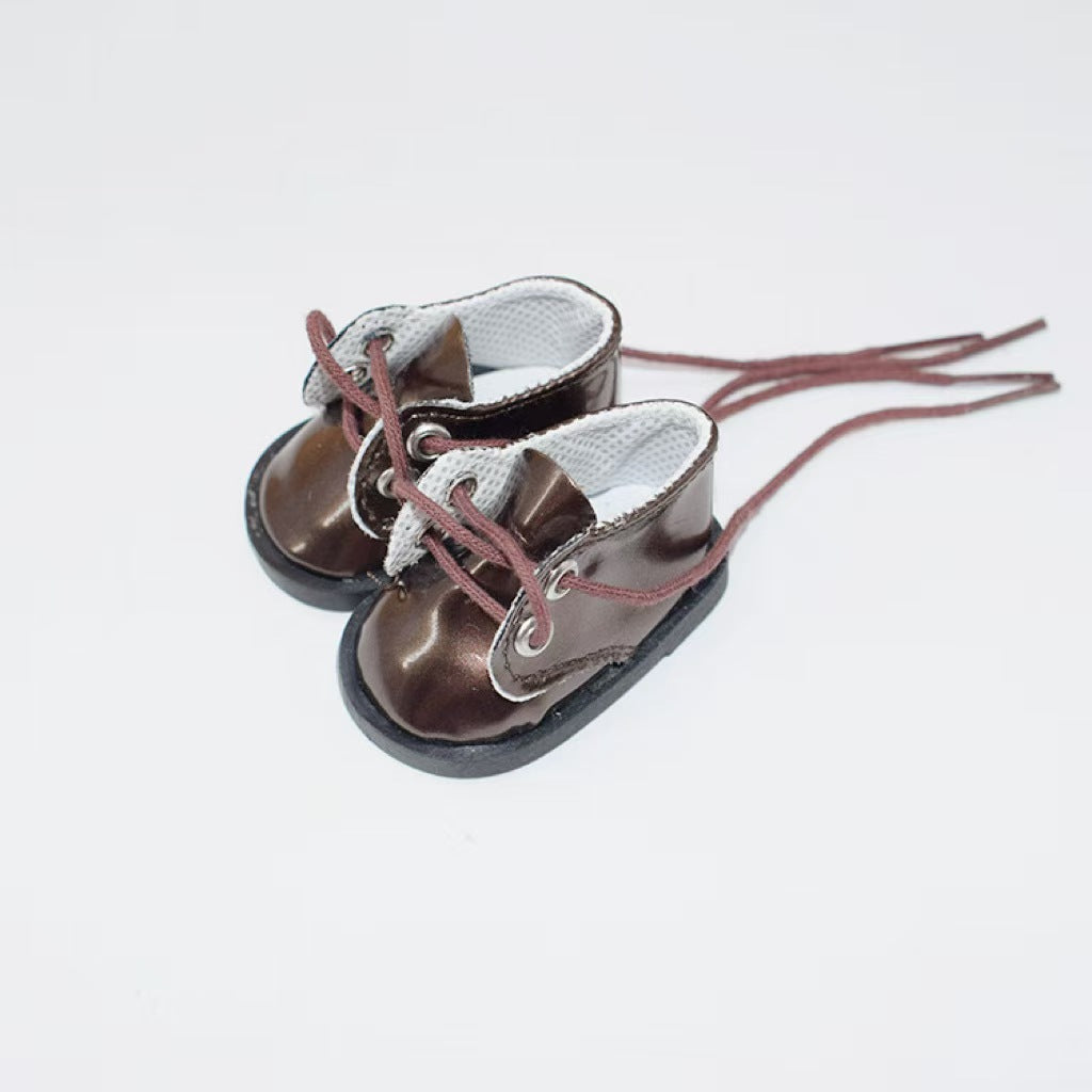 Doll shoes