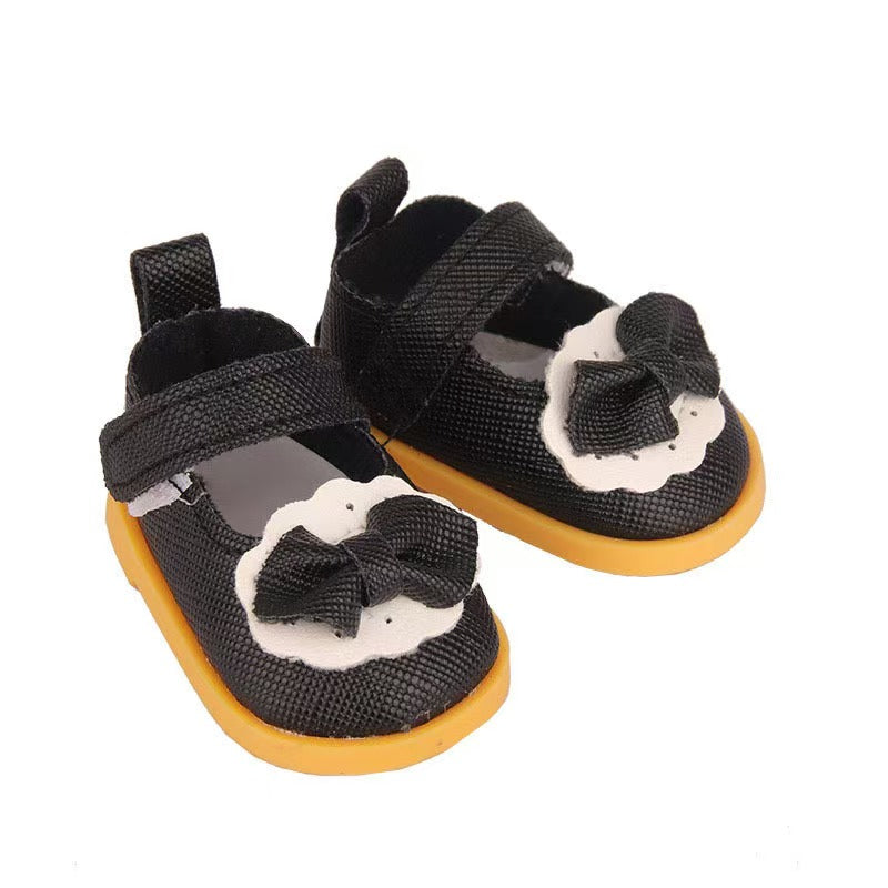 Doll shoes